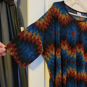 XL Lularoe top